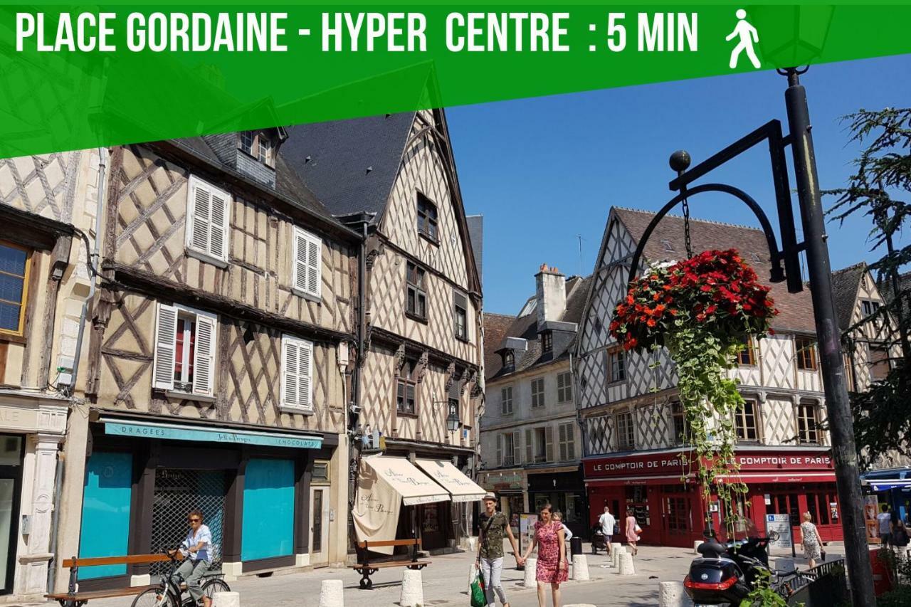 Puits De Jouvence, Au Coeur Des Commerces 博格斯 外观 照片